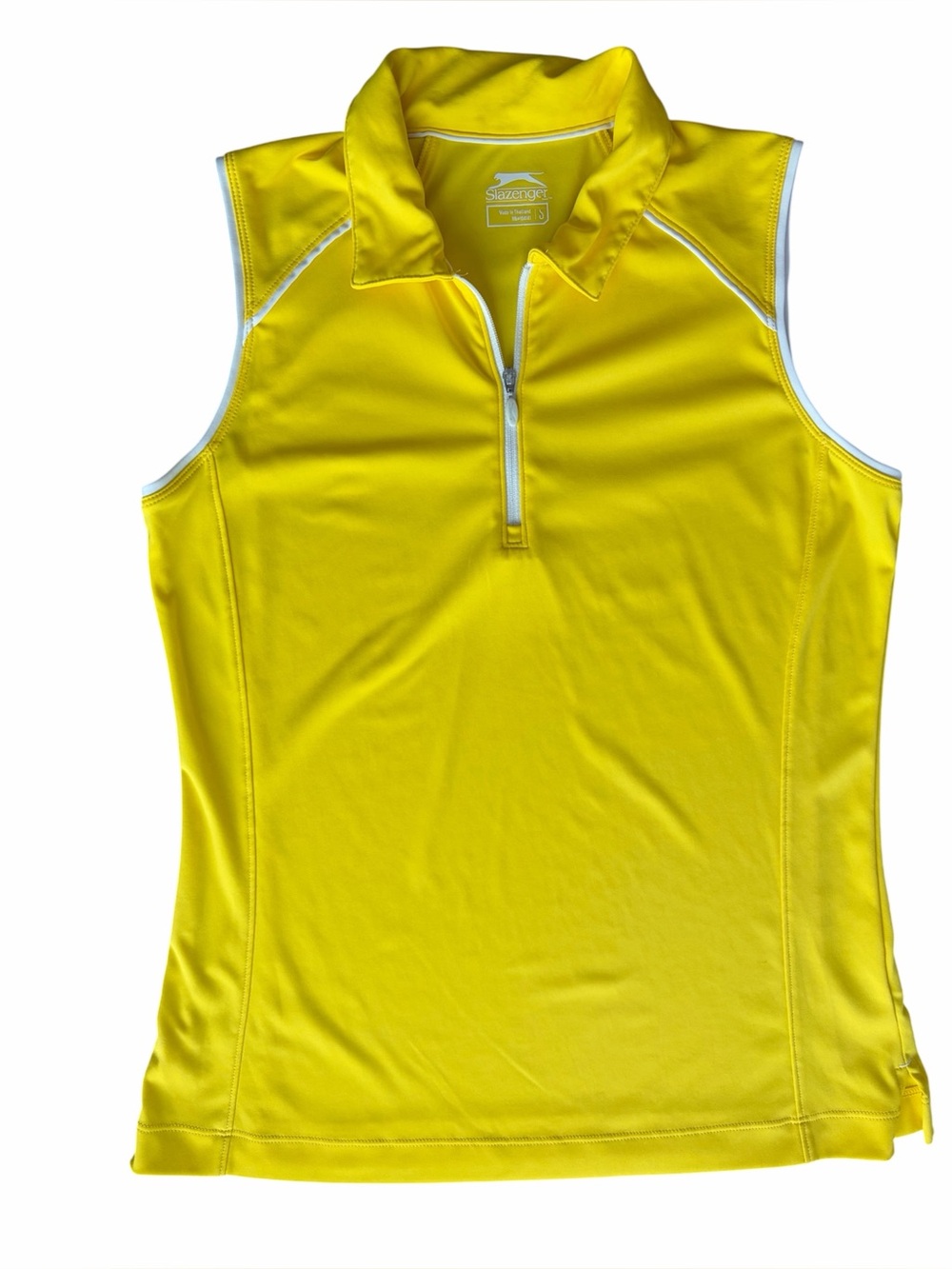 Like New Slazenger Quarter Zip Sleeveless Women's
Athletic Top